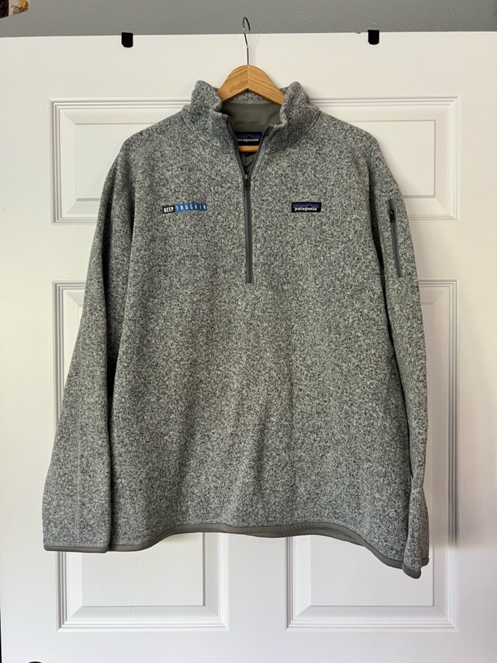 NWT! Women’s Patagonia Gray Quarter-Zip Fleece Pullover